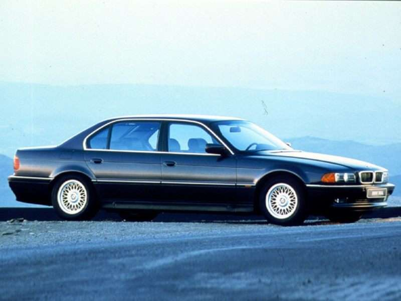 1999 BMW 740 Pictures