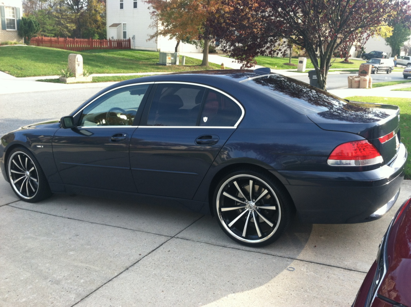 2004 BMW 7 Series 745i picture, exterior