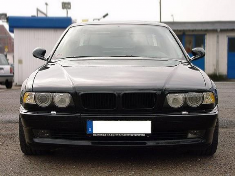 stefanowski’s 1996 BMW 7 Series