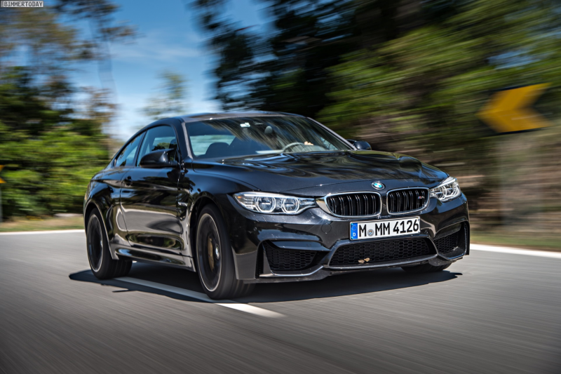 2014-BMW-M4-Coupe-Black-Sapphire-front-quarter