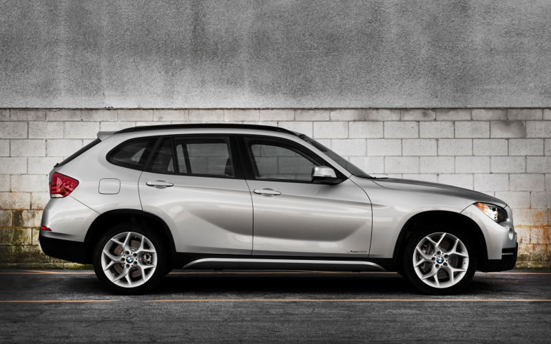 2013 BMW X1 Photo Gallery