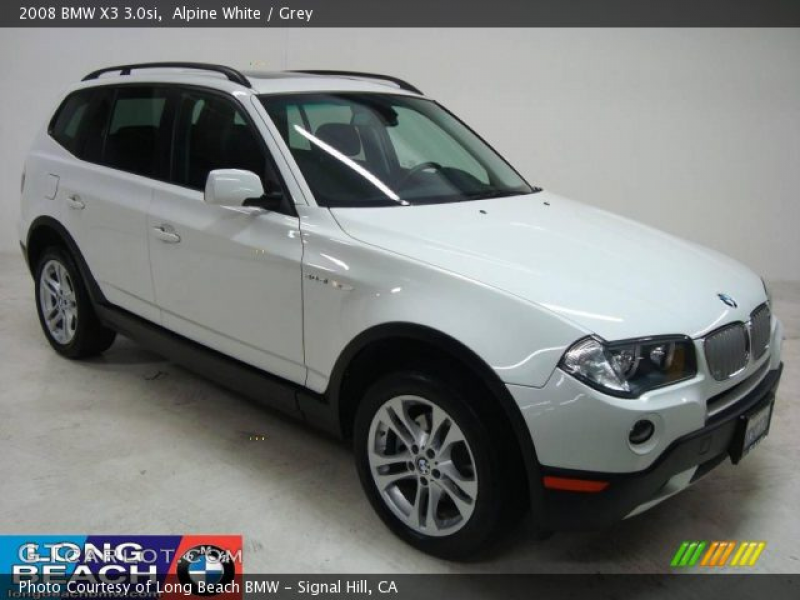 2008 BMW X3 3.0si in Alpine White. Click to see large photo.