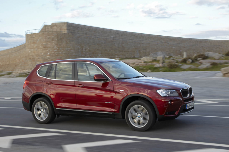 The all-new 2011 BMW X3 has been officially revealed showcasing a new ...