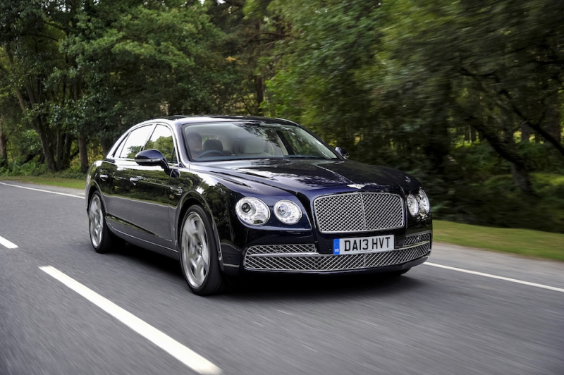 2015 Bentley Flying Spur Marries Power and Luxury