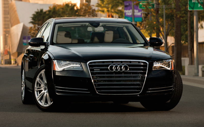 2012 Audi A8 Front View