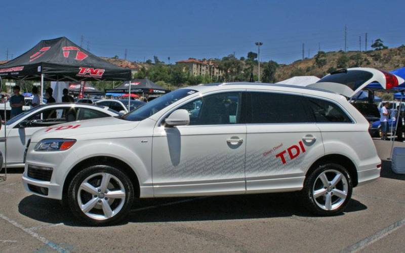 2010 Audi Q5 view