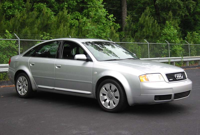 2000 Audi A6 4.2 Quattro with NavigationSystem.