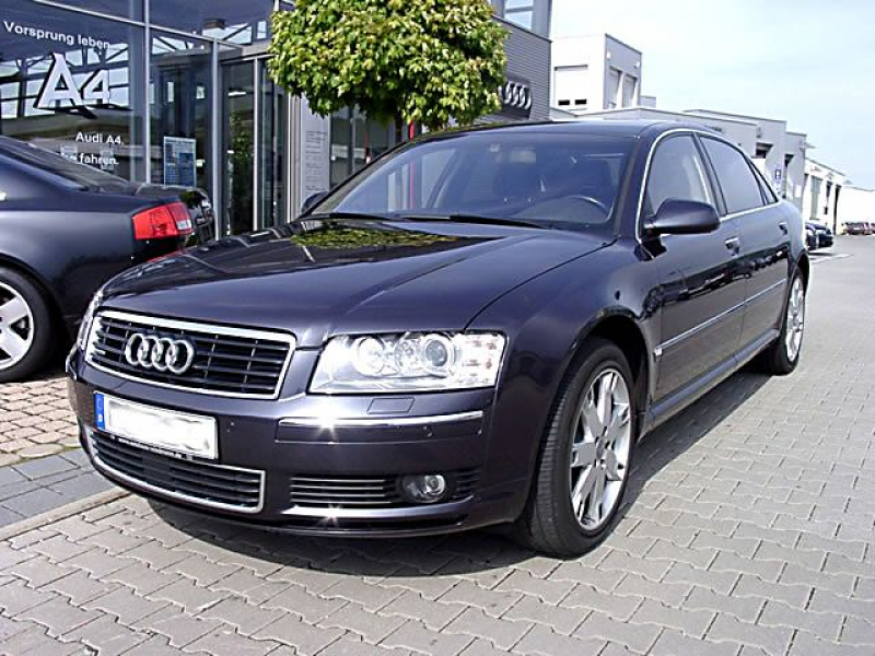 ???????? Audi A8 2002 front.JPG