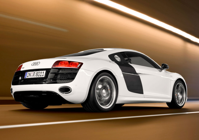 Audi R8 V10 : 2010