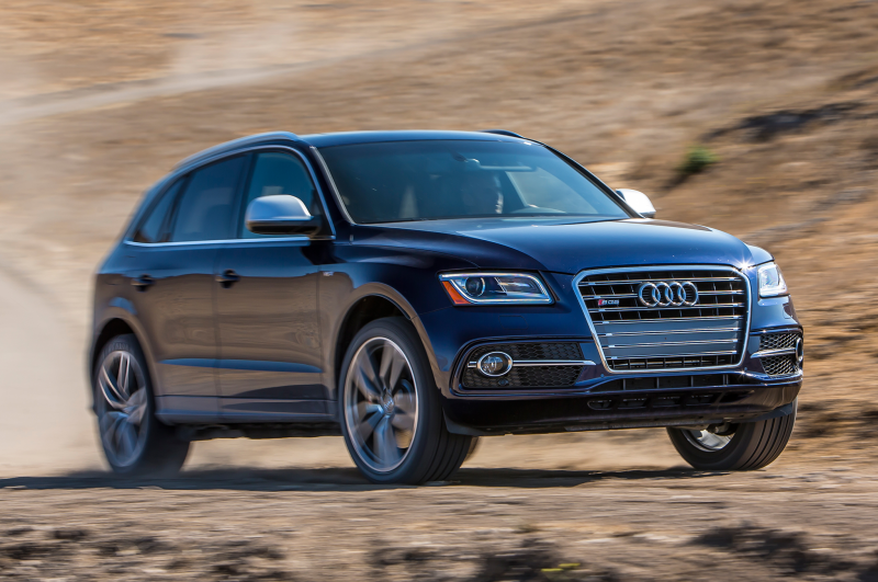 2014 Audi Sq5 Three Quarters In Motion Front View
