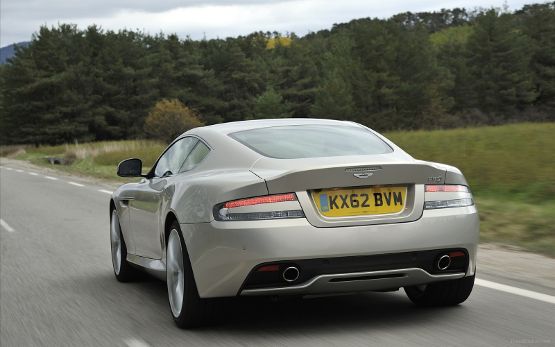 Aston-Martin-DB9-2013.jpg