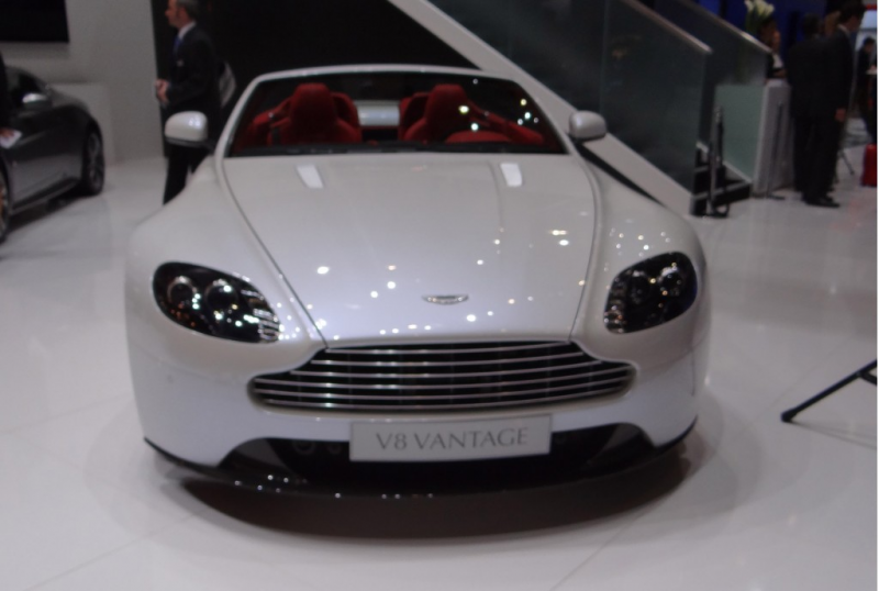 2012 Aston Martin V8 Vantage Live Photos: 2012 Geneva Motor Show