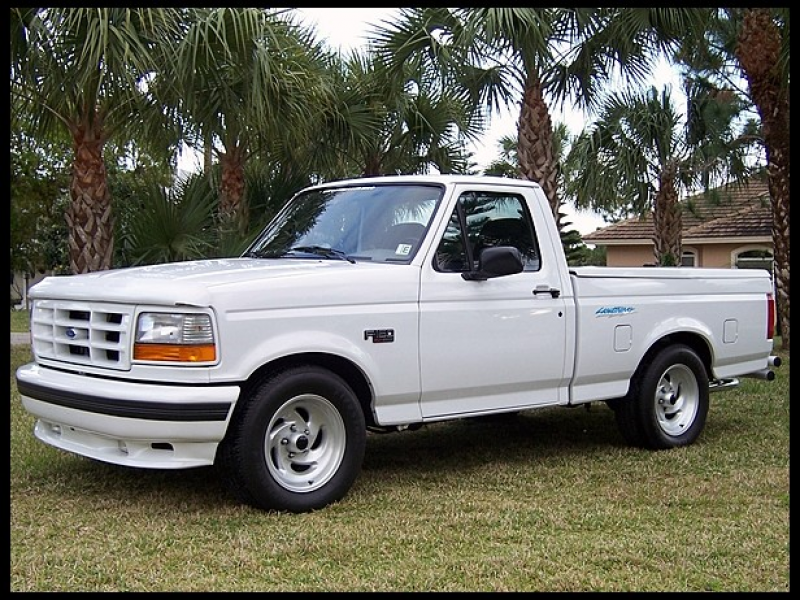 1994 Ford F150 Lightning Pickup 351 CI, Automatic presented as lot ...
