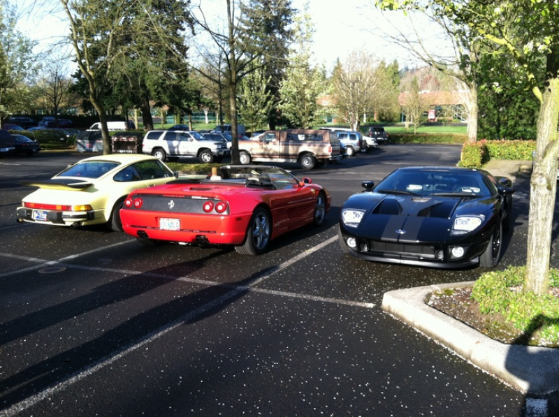 Ford GT and Ferrari F355 Spider
