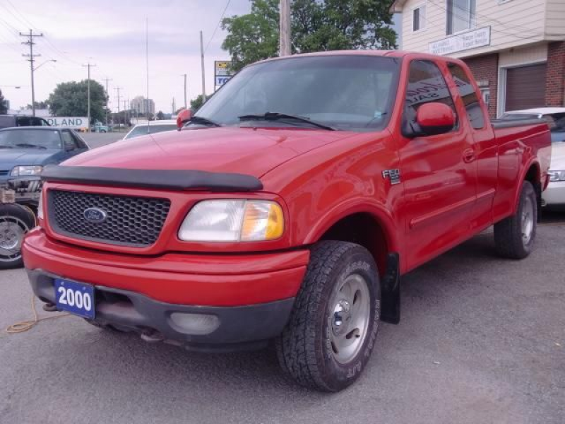 2000 Ford F-150 XLT Triton 4x4 in Barrie, Ontario