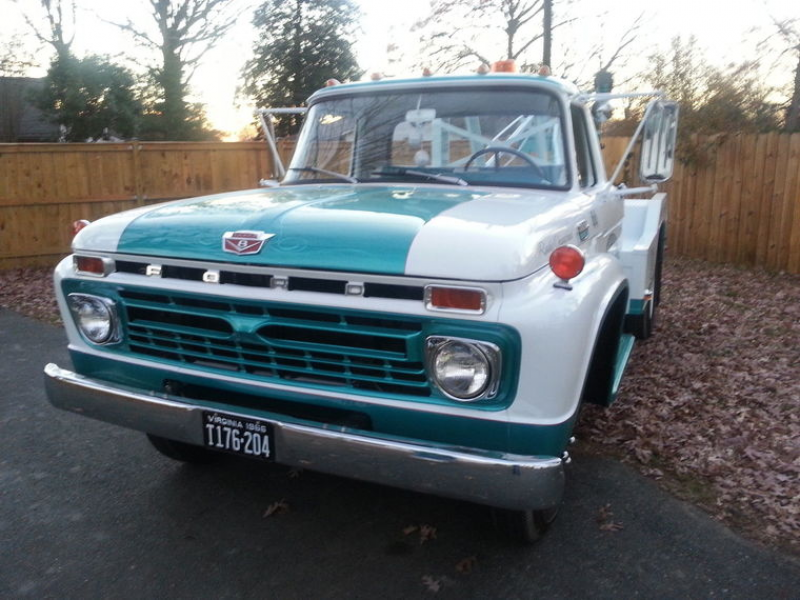 1966 Ford F500 Tow Truck. V8 330hp, 5speed trans, Excellent Condition ...