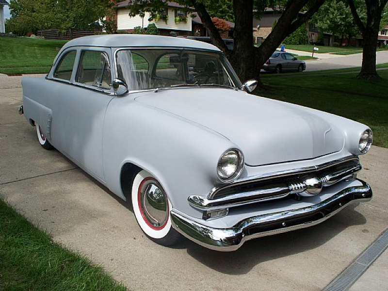 1953 Ford Mainline Picture 3