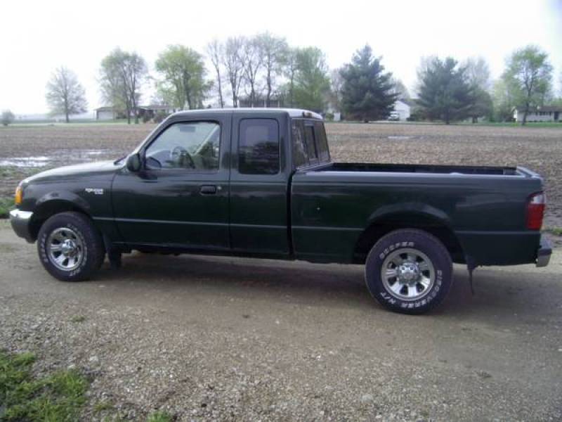 Nice 2001 Ford Ranger Quad Cab parts truck (Andover, Il)