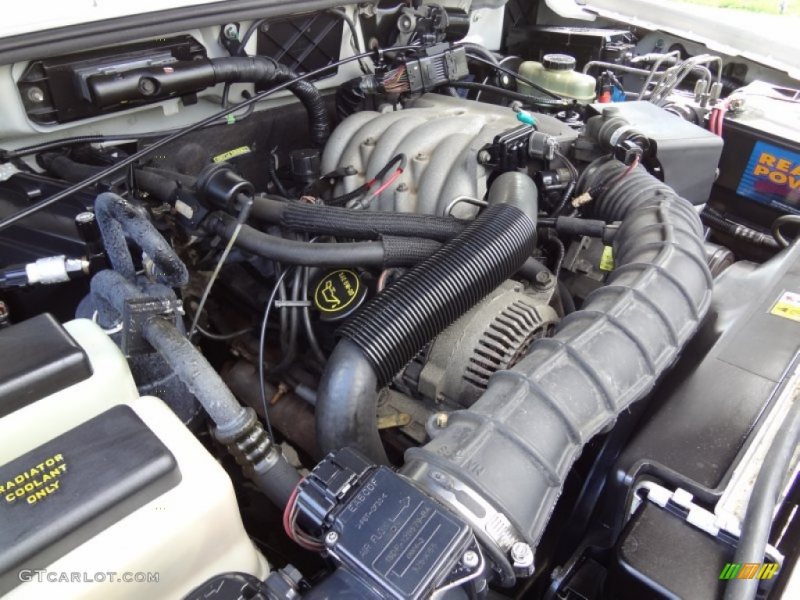 2001 Ford Ranger XLT SuperCab 3.0 Liter OHV 12V Vulcan V6 Engine Photo ...