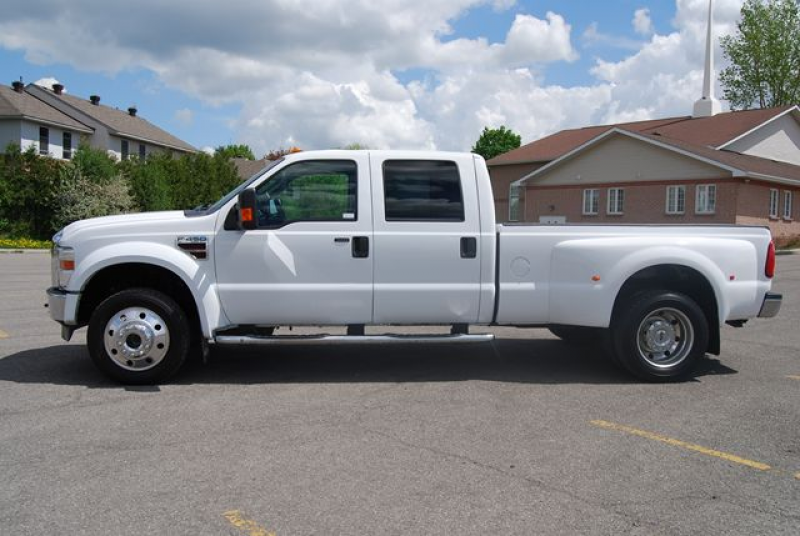 2009 Ford F-450 XLT in Ottawa, Ontario image 2