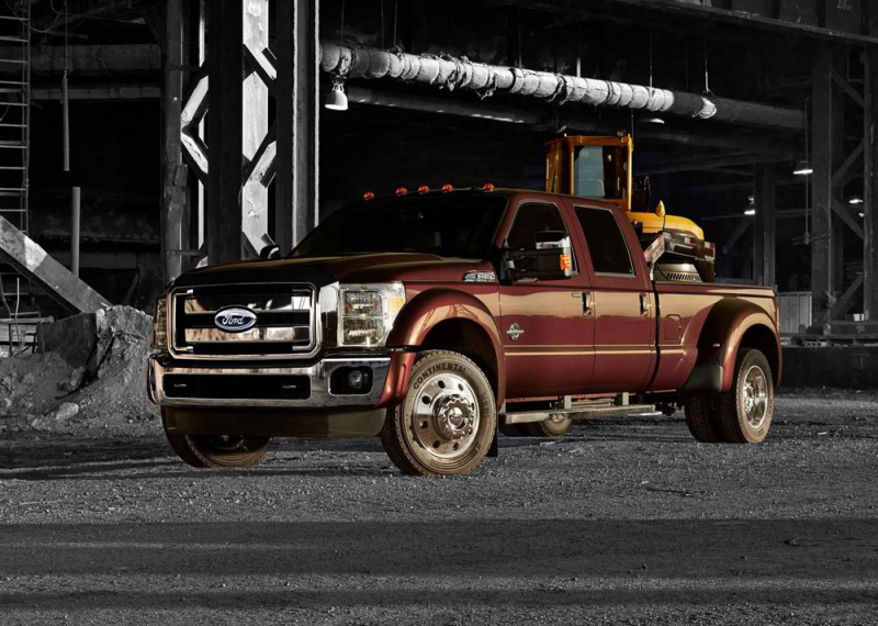 2015-Ford-Super-Duty-hard-worker-A