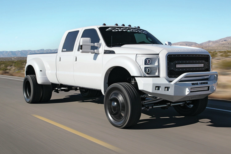 2014-ford-f-450-super-duty-front-view.jpg