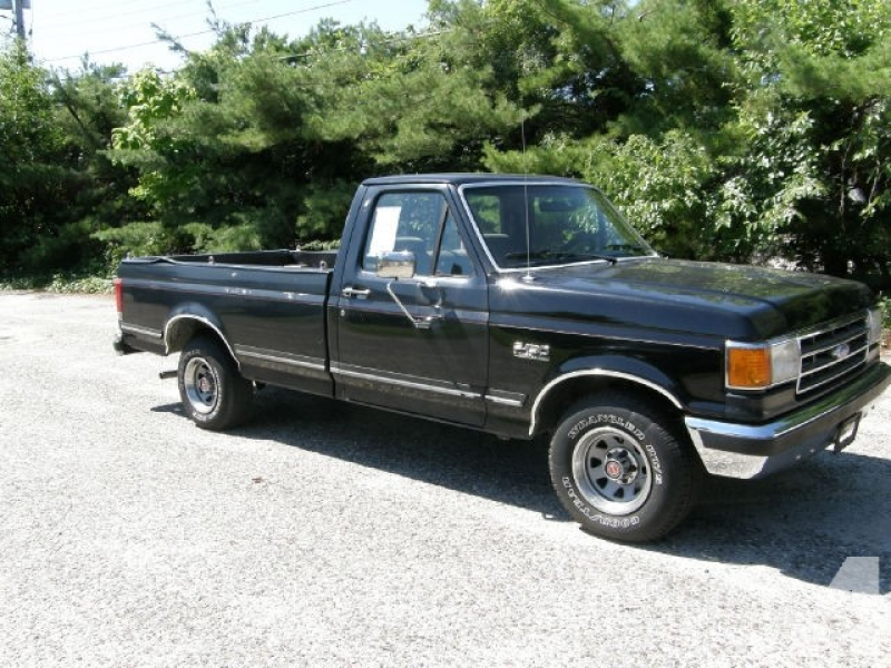 1989 Ford F150 XLT Lariat in West Berlin, New Jersey For Sale