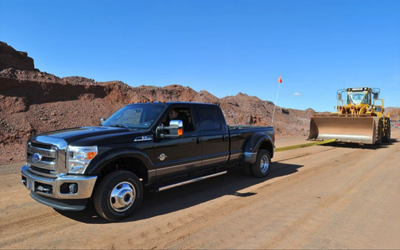 2011 Ford F Series Super Duty Duallie Front Three Quarter Pulling ...