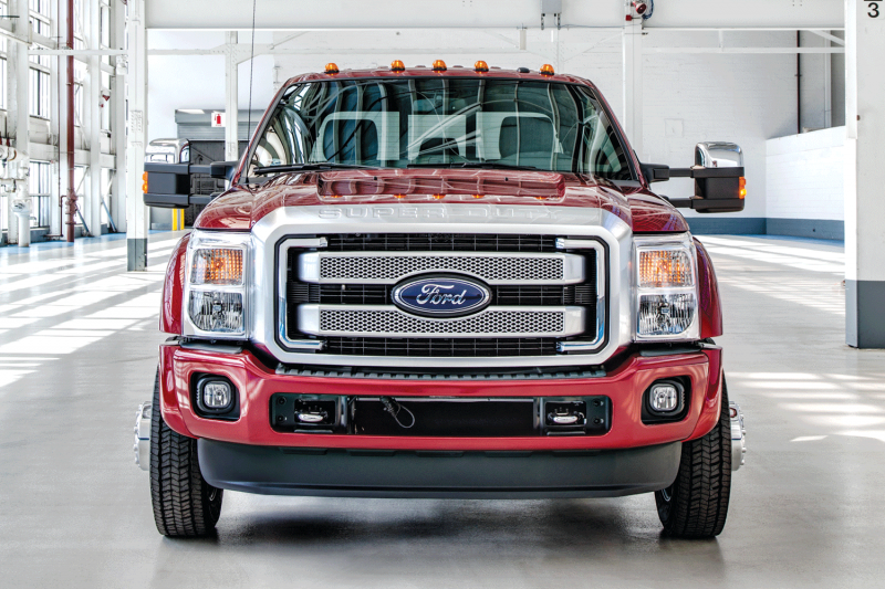 2015 Ford F-450 Platinum - First Look Photo Gallery