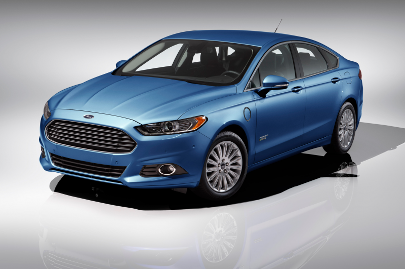 2015 Ford Fusion Energi Front Three Quarter