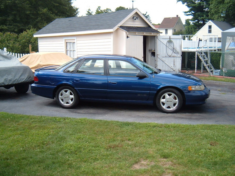 dishwalla’s 1995 Ford Taurus
