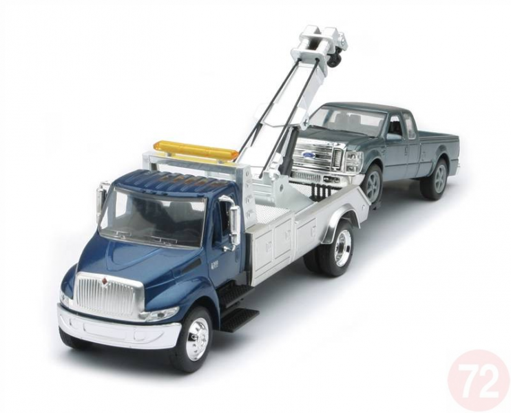Home International Tow Truck with Ford Pickup