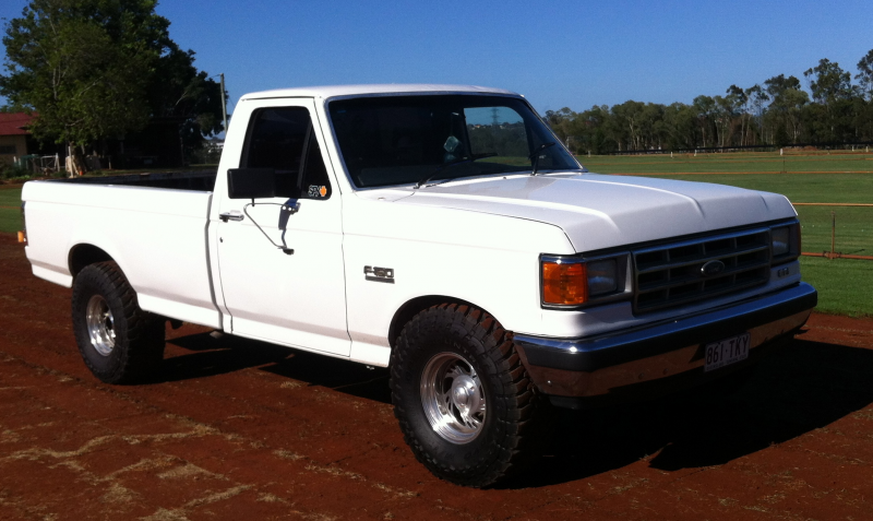 1987 Ford F150 Macgregor QLD 4109 (South East)