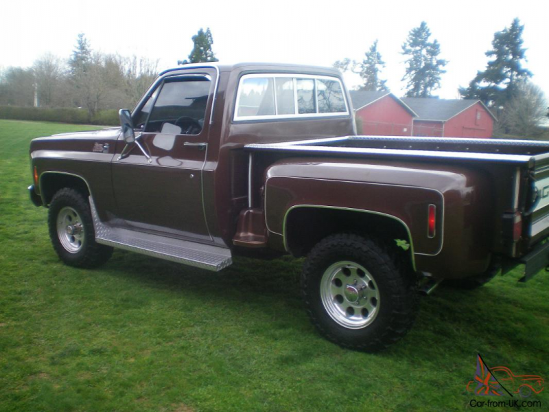 We are looking at the - 1978 GMC Sierra Grande 1500 stepside shortbox ...