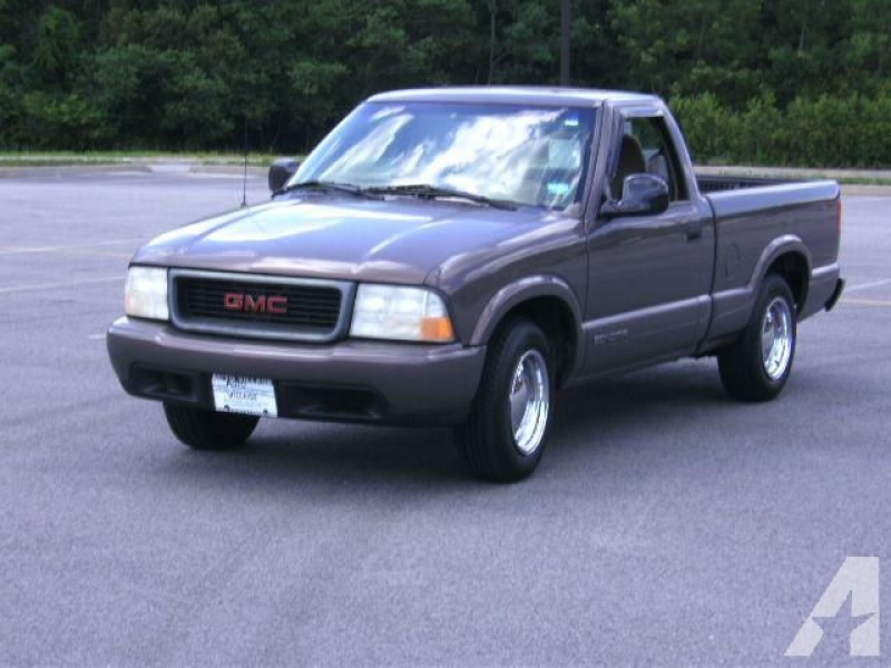 1998 GMC Sonoma for sale in Coventry, Rhode Island