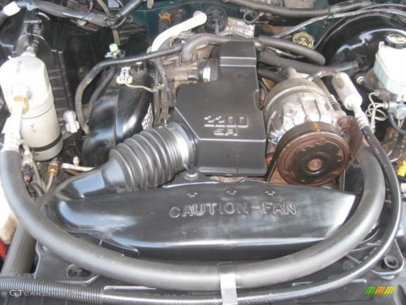 GMC Sonoma SLS Regular Cab 2.2 Liter OHV 8-Valve 4 Cylinder Engine ...